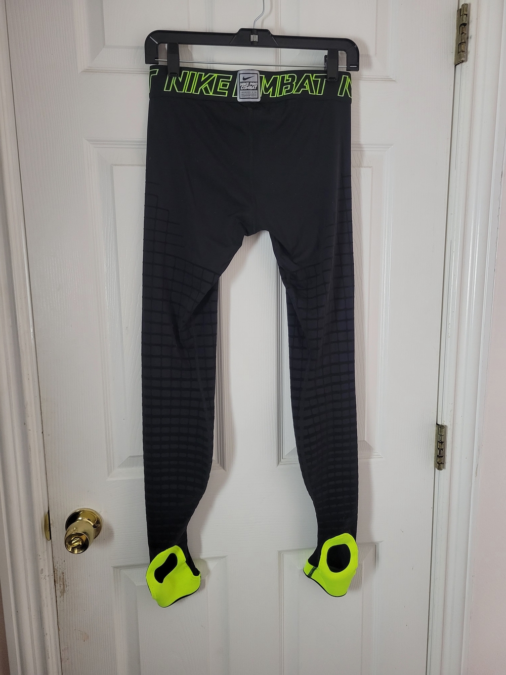 Nike Pro Combat Dri-Fit Hyperwarm Tights Black Neon Green Large - Picture 3 of 8